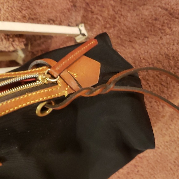 Dooney & Bourke canvas bag ..black. great condition! - Picture 8 of 10